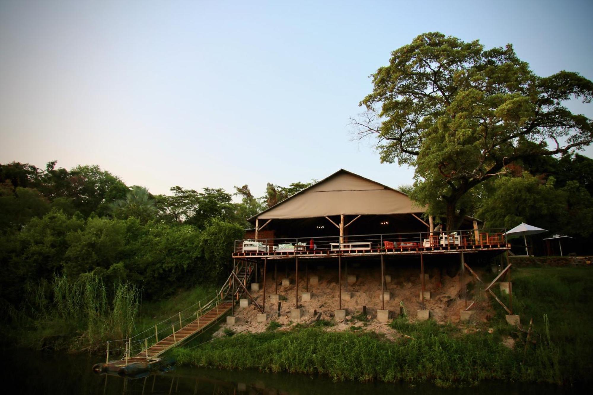 リビングストン Zambezi Duskヴィラ エクステリア 写真